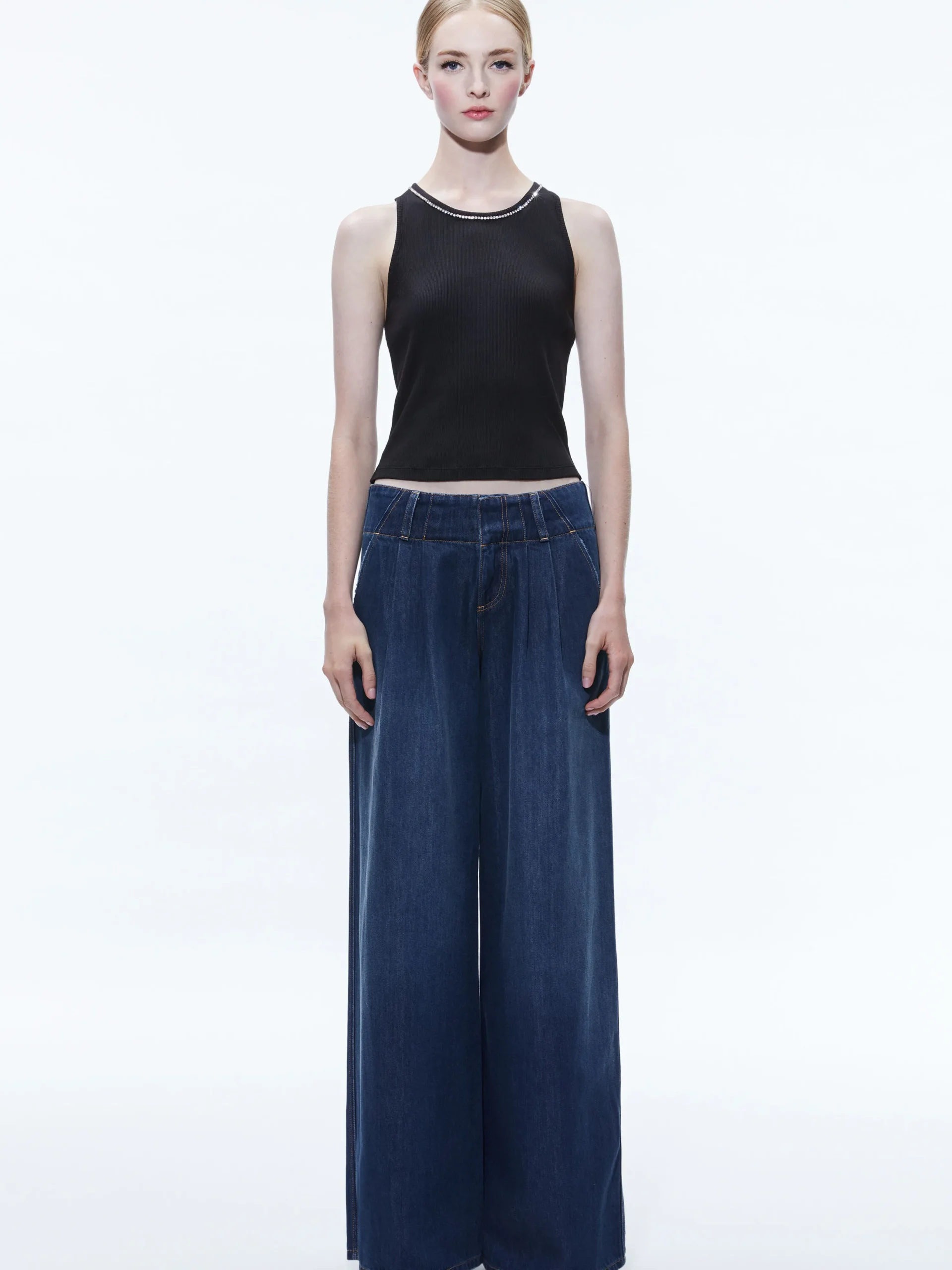 ANDERS LOW RISE PLEATED JEAN