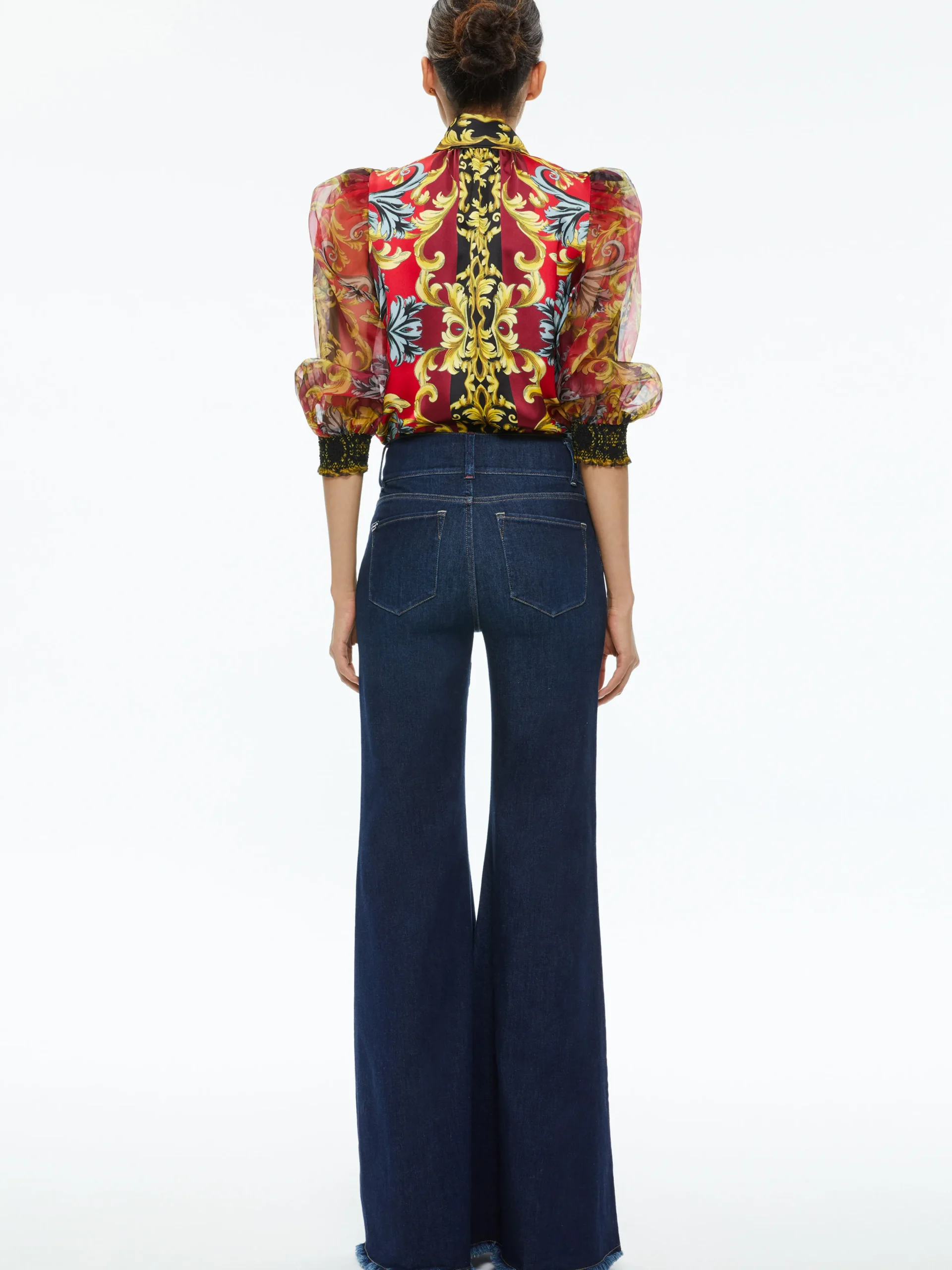 BEAUTIFUL HIGH RISE RUFFLE HEM JEAN