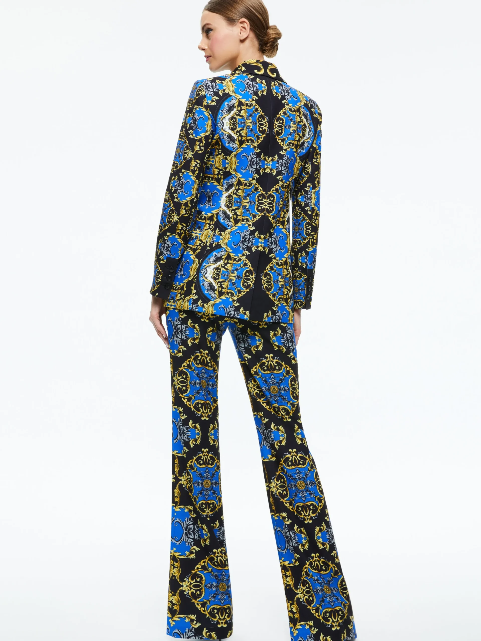 BREANN FITTED BLAZER + TEENY FIT FLARE BOOTCUT PANT