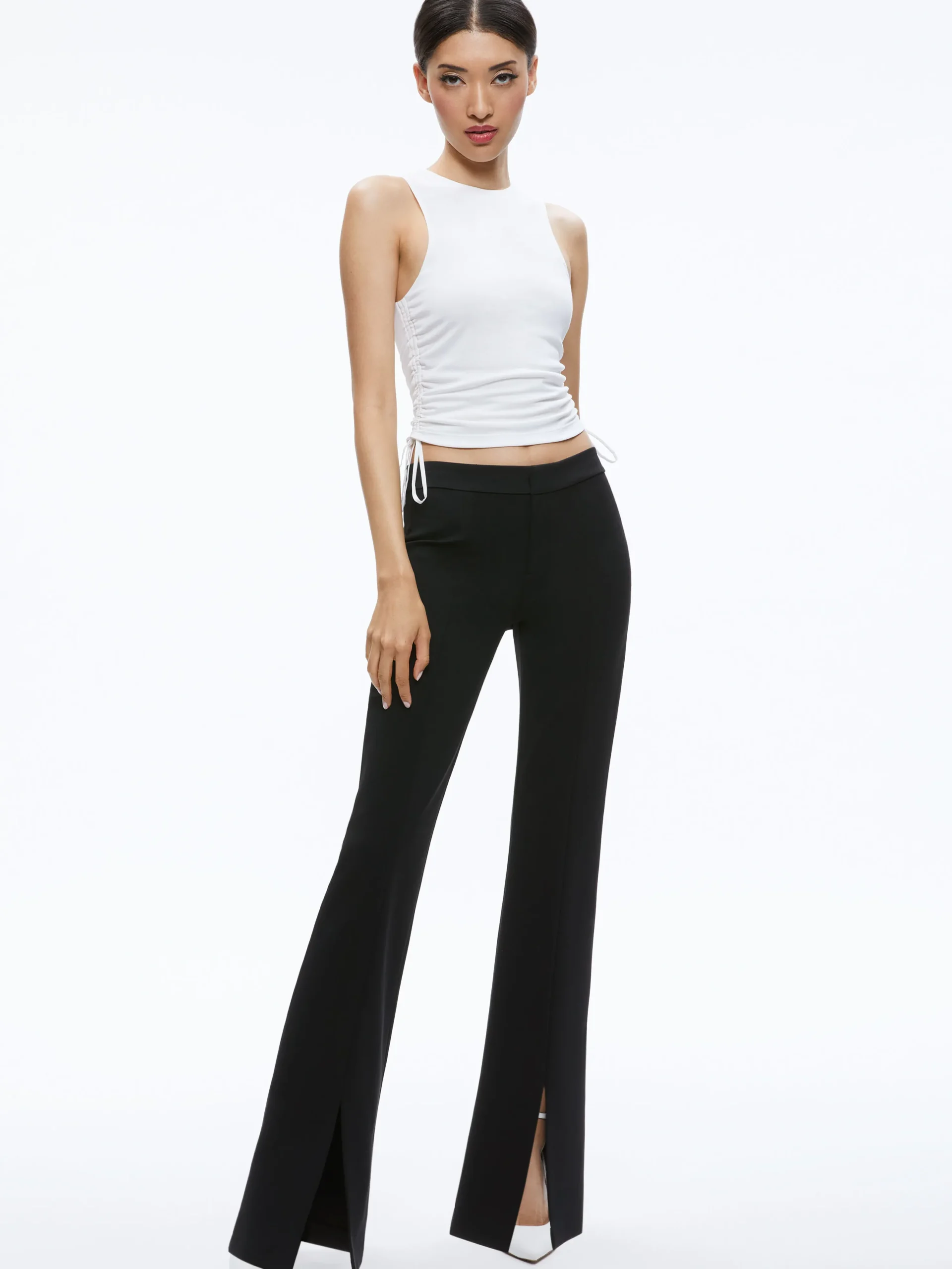 CHRISSY CREWNECK RUCHED CROP TOP