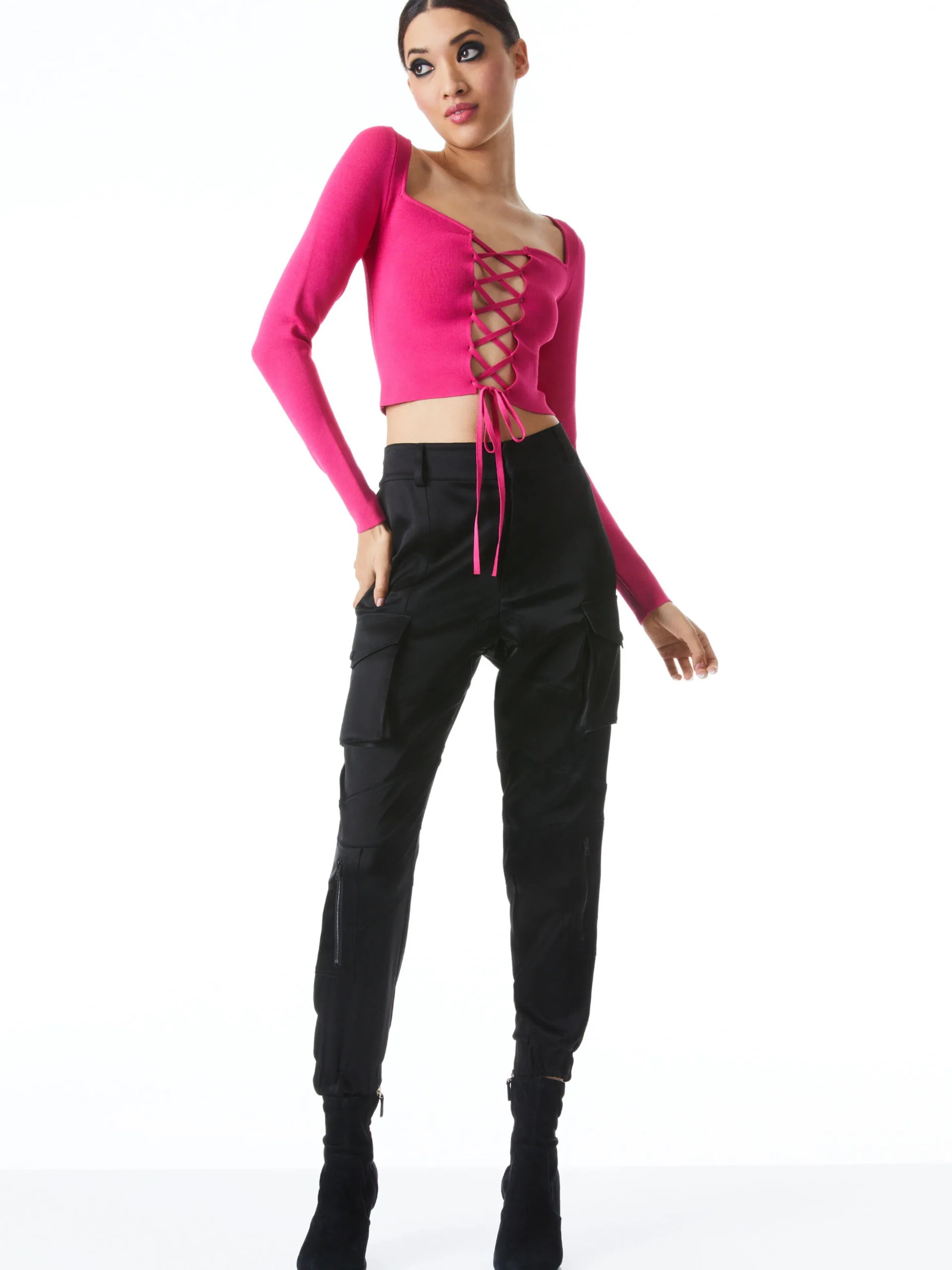 HILARIA LACE FRONT TOP