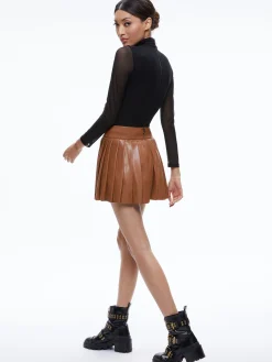 PURA VEGAN LEATHER PLEATED SKORT