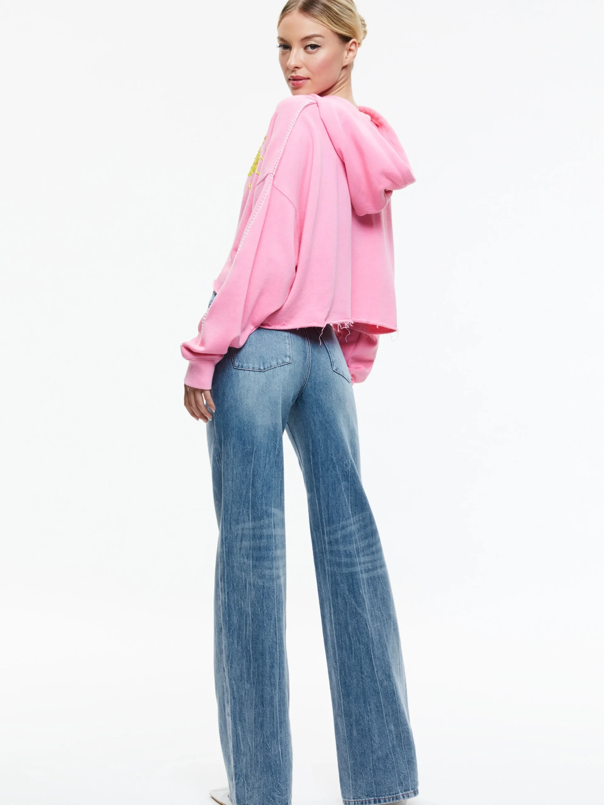 SUNNY BOXY CROPPED HOODIE