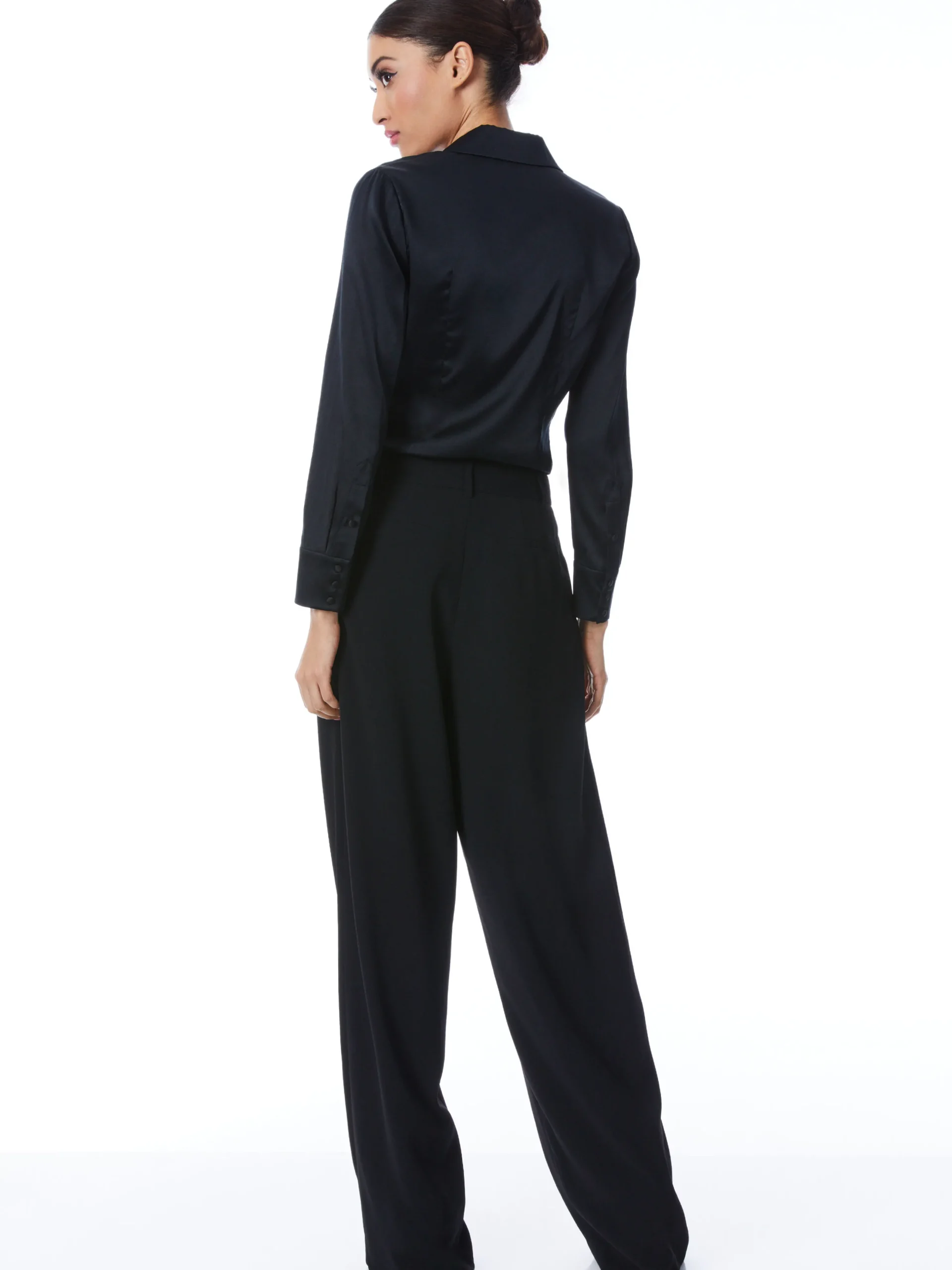 WILLA FITTED PLACKET TOP